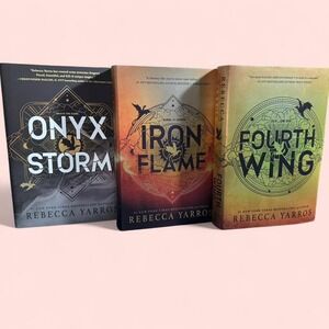 Fourth Wing Trilogy Special Edition‎ with Sprayed Edges